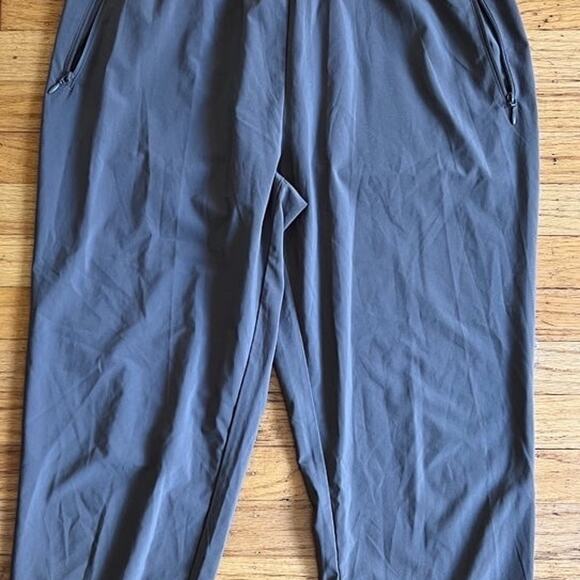 Aerie Offline Lightweight Joggers - Picture 3 of 4